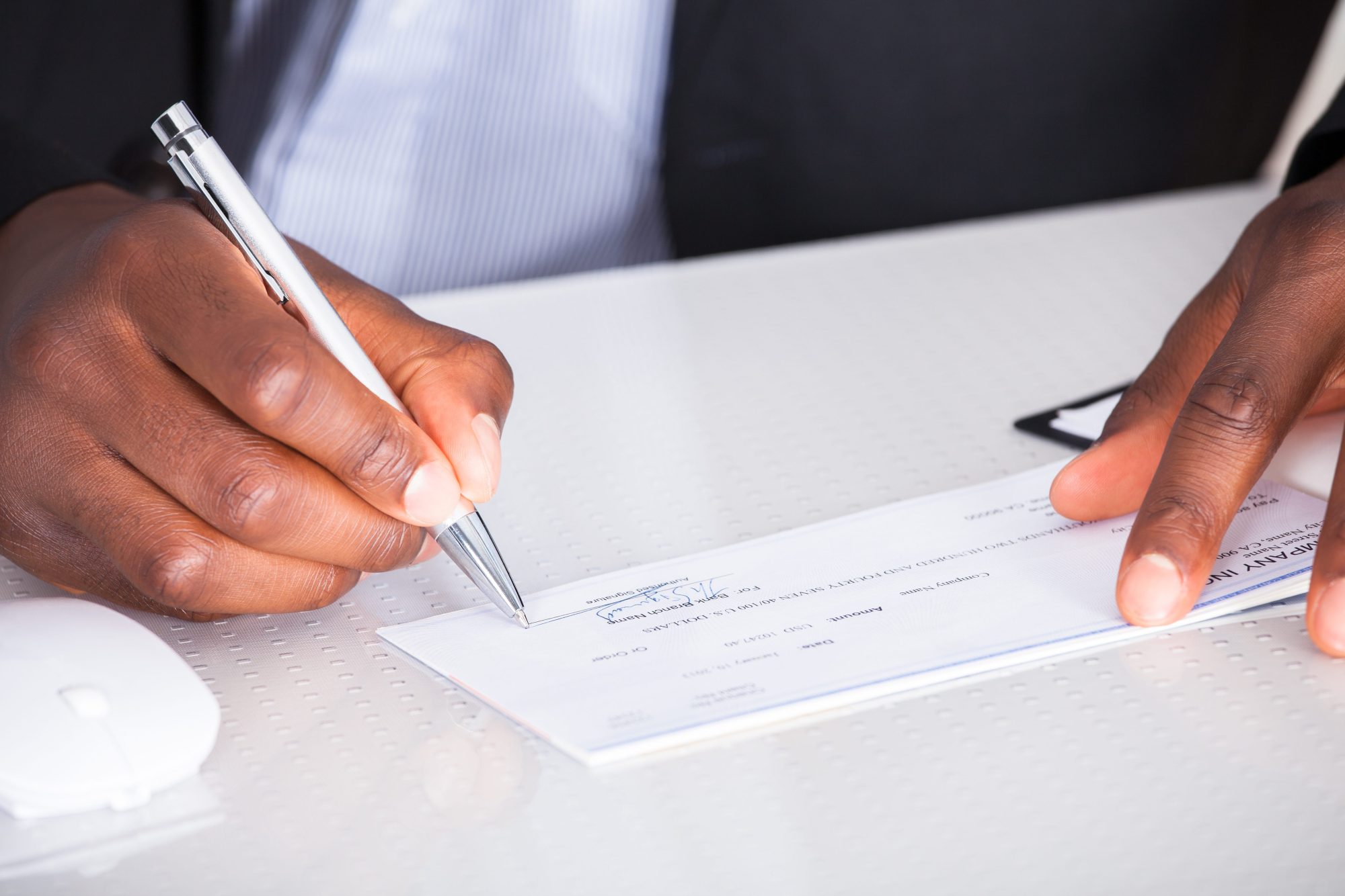 What You Need to Know about Check Cashing As a Business Owner